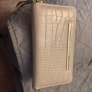 Steve Madden  Cream Croc-Embossed Women's Clutch